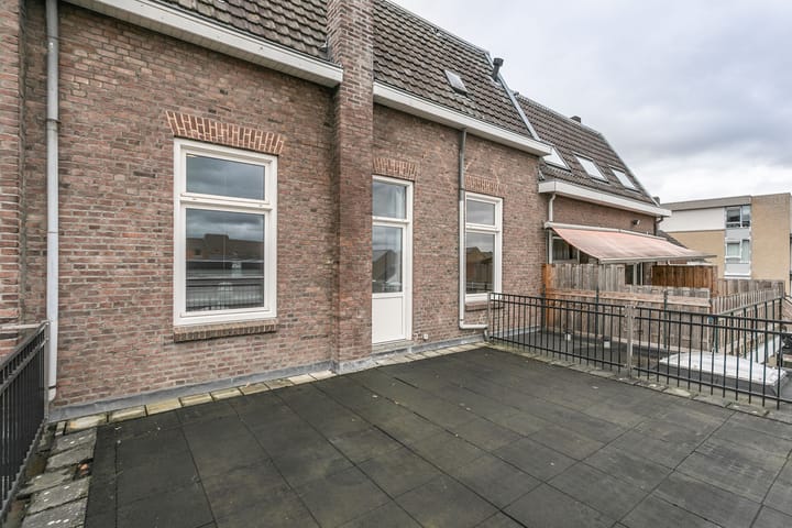 Photo 2 of Kerkstraat 332