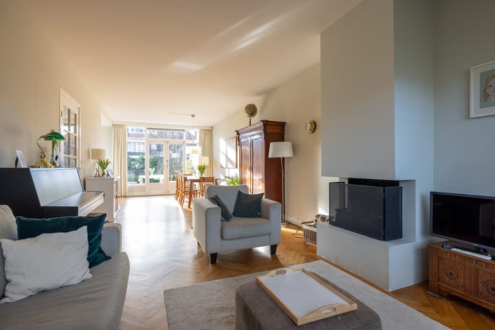 Photo 3 of Molenlaan 94