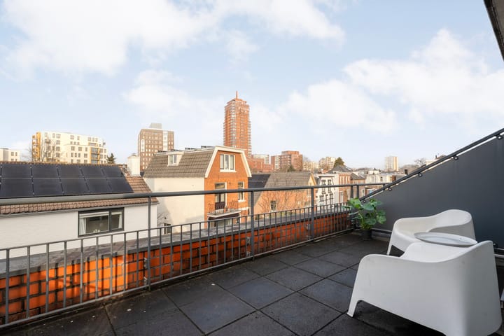 Photo 23 of Soendastraat 42