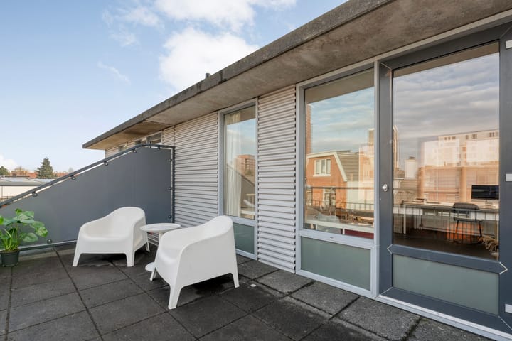 Photo 24 of Soendastraat 42