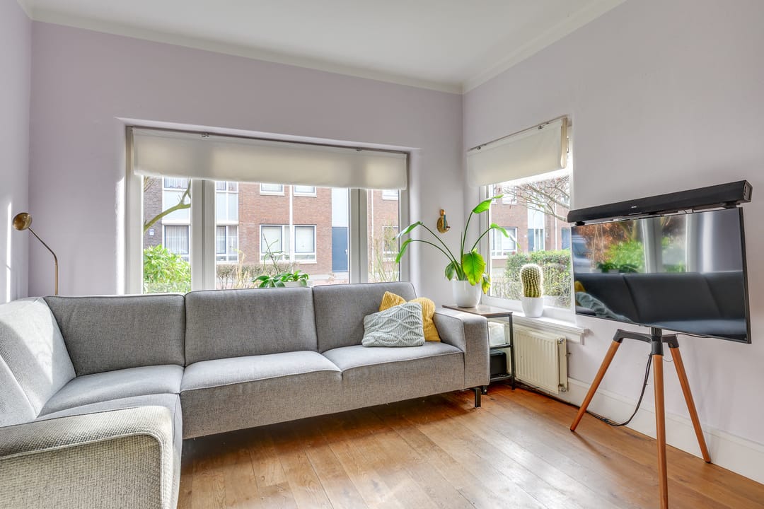 Photo 2 of Pastoor van Leeuwenstraat 82