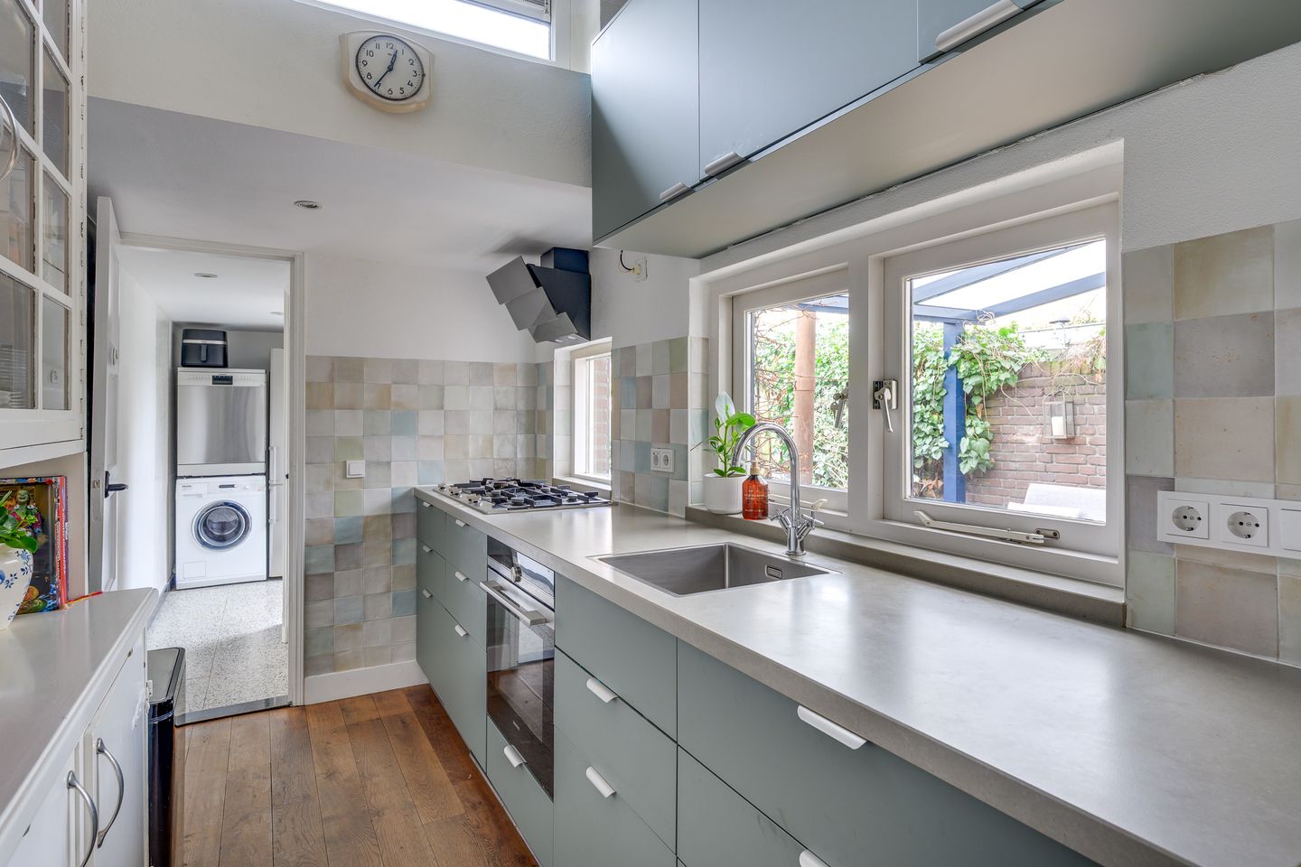 Photo 20 of Pastoor van Leeuwenstraat 82