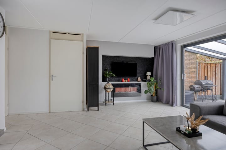 Foto 5 van Merelhof 41