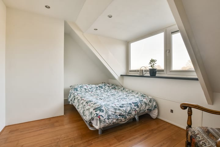 Foto 20 van Zandpad-Driemond 24-C