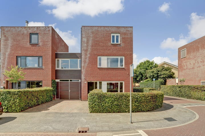 Hoge Wal 88 — te koop in Goirle, Halfvrijstaande woning