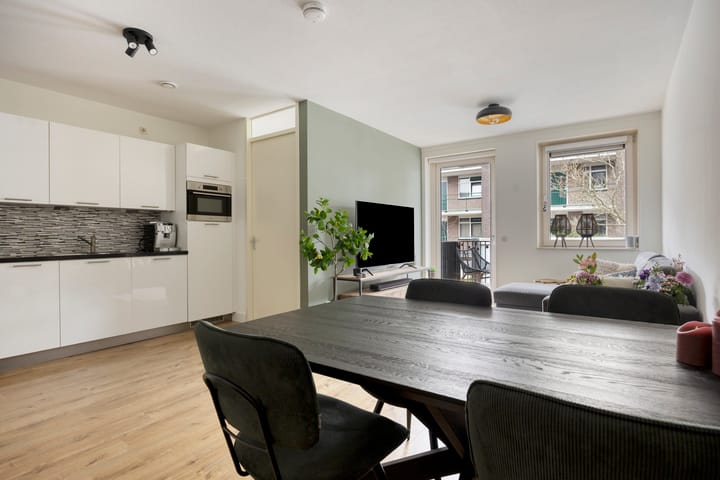 Foto 6 van Oranjehof 9