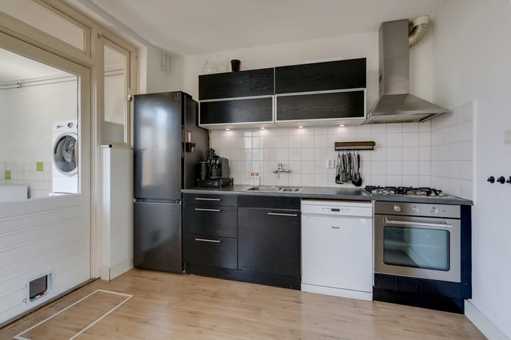 Photo 24 of Nicolaas Beetsstraat 5