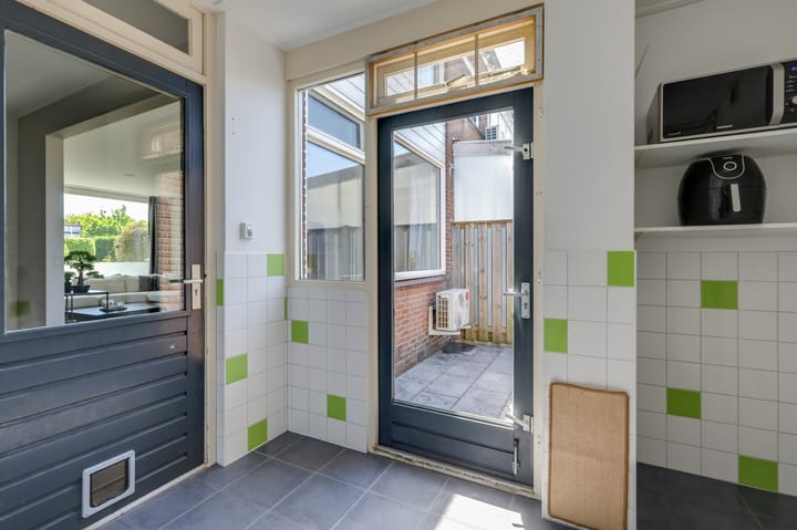 Photo 26 of Nicolaas Beetsstraat 5