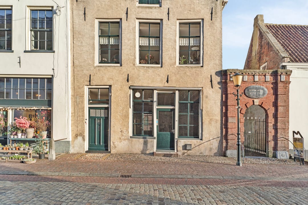 Photo 8 of Jufferenstraat 7