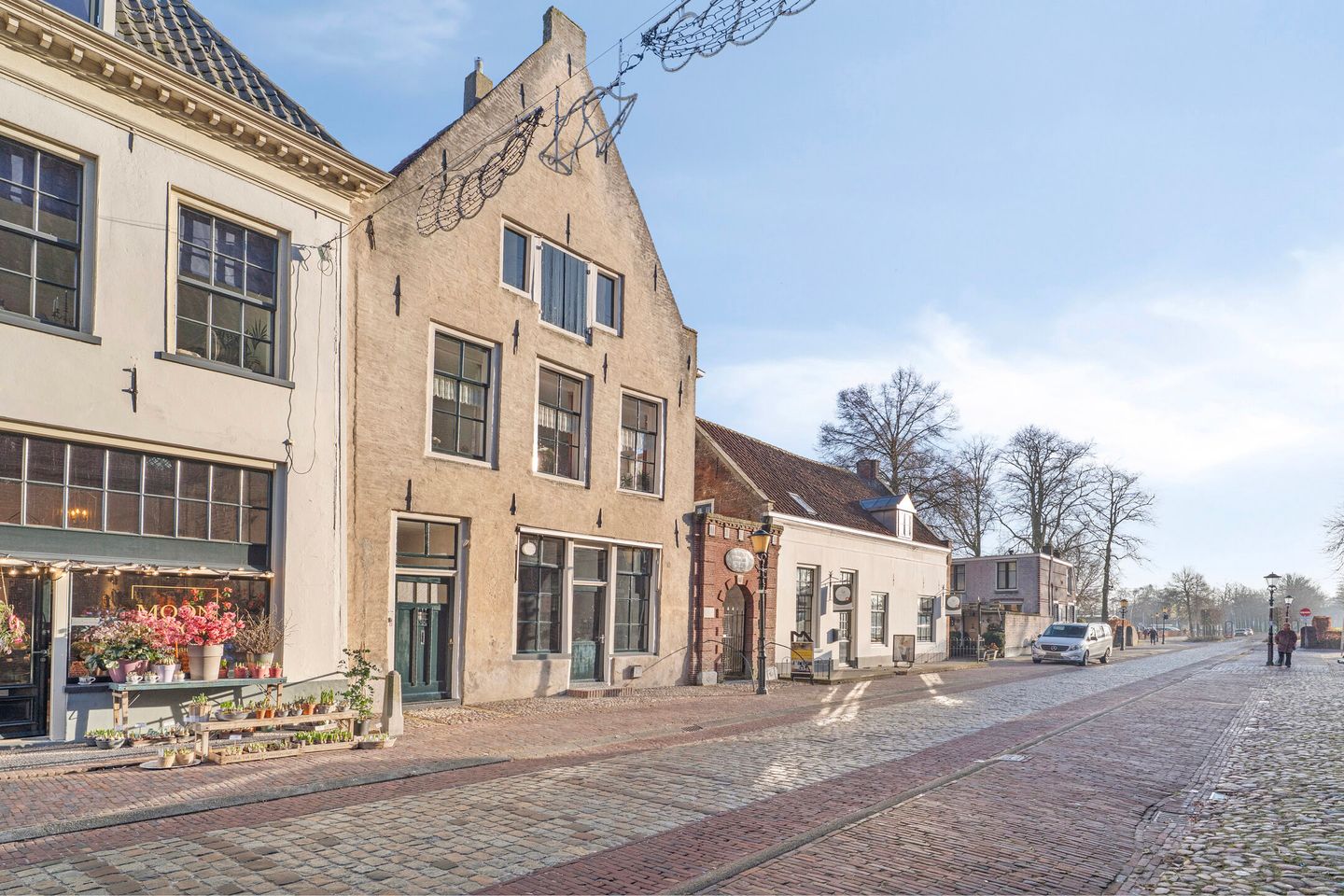 Photo 10 of Jufferenstraat 7