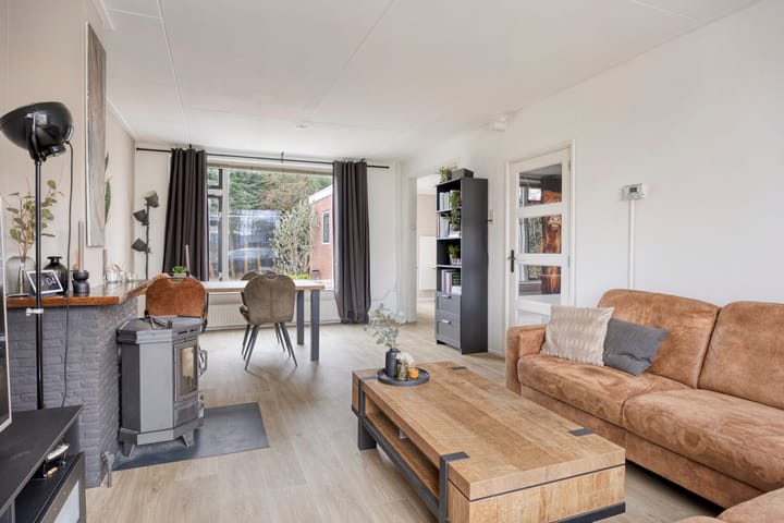 Foto 11 van van Dedemlaan 9