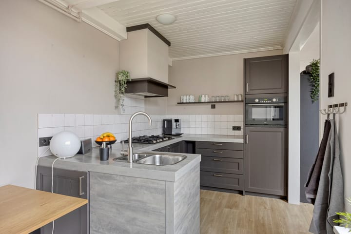 Foto 15 van van Dedemlaan 9