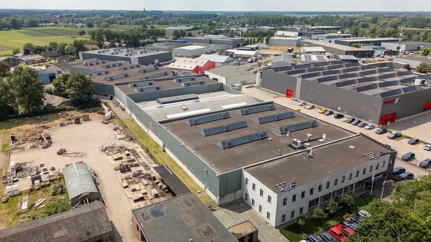 Bekijk foto 5 van Spoorstraat 8 - Berghemweg 31