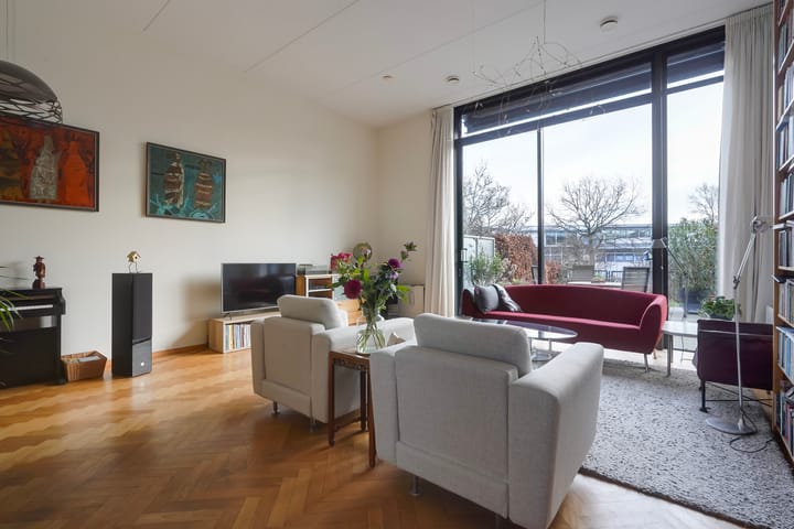 Foto 11 van Dovenetelweg 10