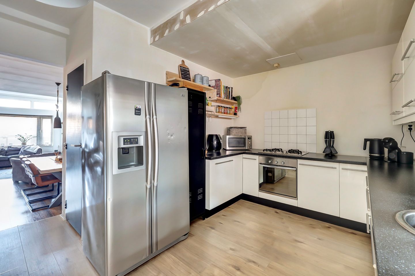 Foto 14 van Burgemeester de Bordesplein 11