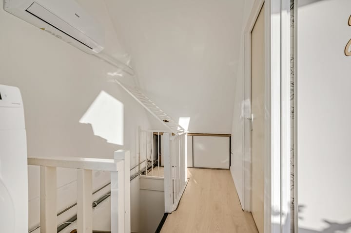 Foto 30 van Roodvalk 4