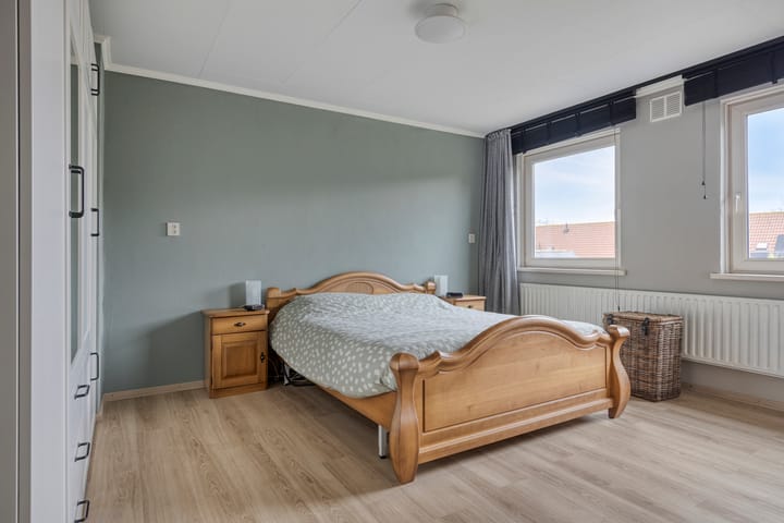 Foto 18 van Ruiterspoor 37