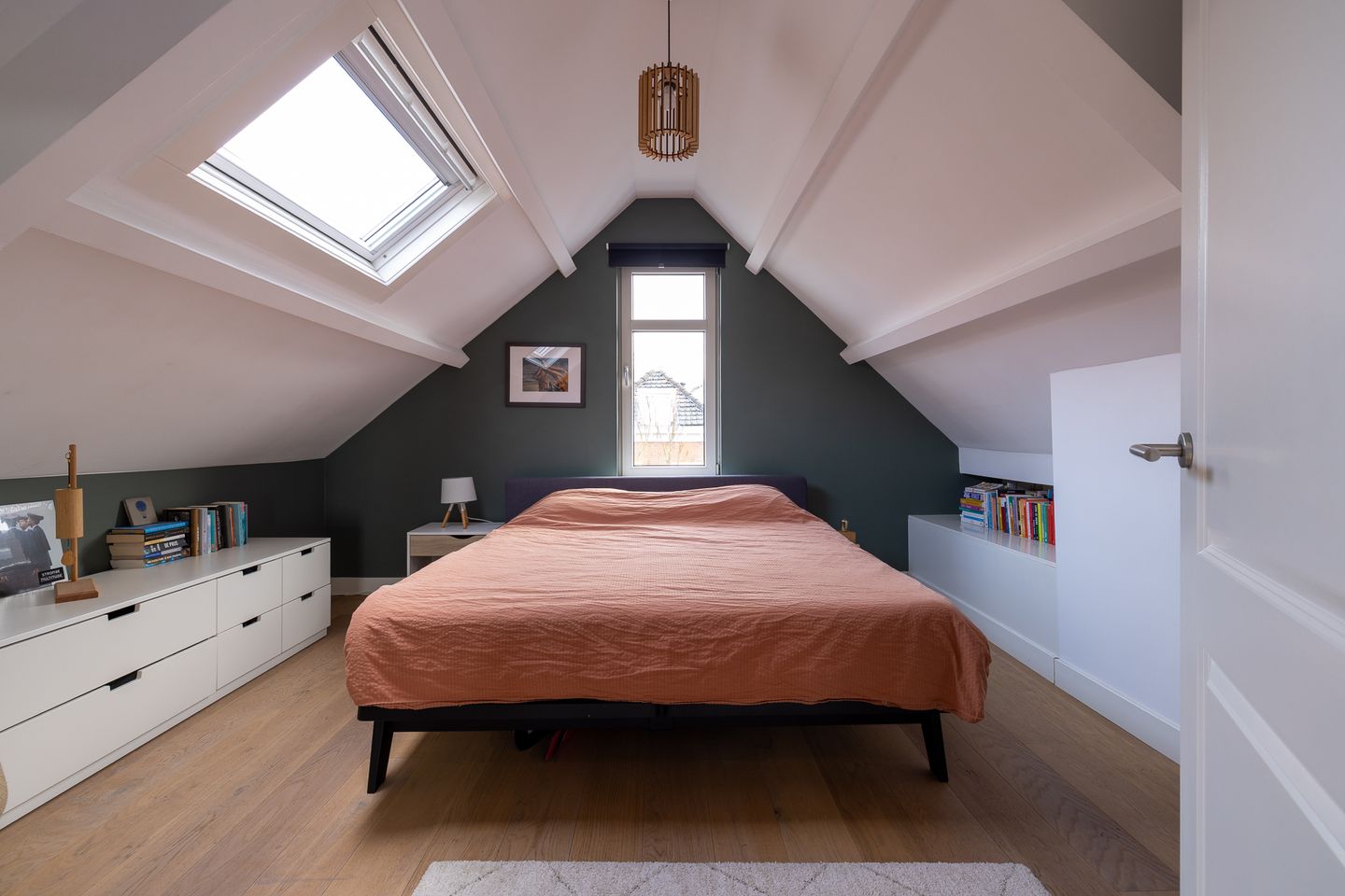 Foto 4 van Joost van Geelstraat 43-A