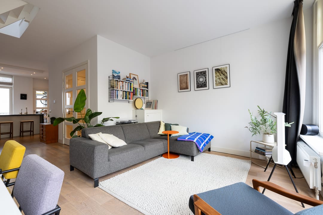 Foto 8 van Joost van Geelstraat 43-A