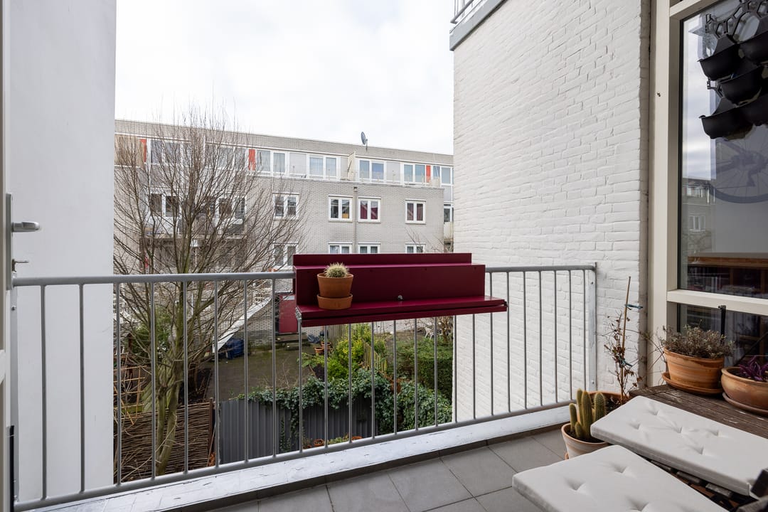 Foto 17 van Joost van Geelstraat 43-A