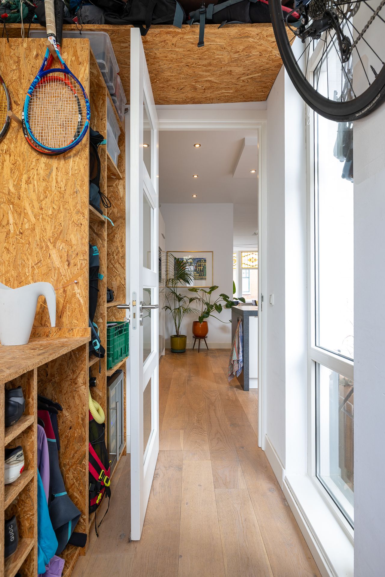 Foto 20 van Joost van Geelstraat 43-A