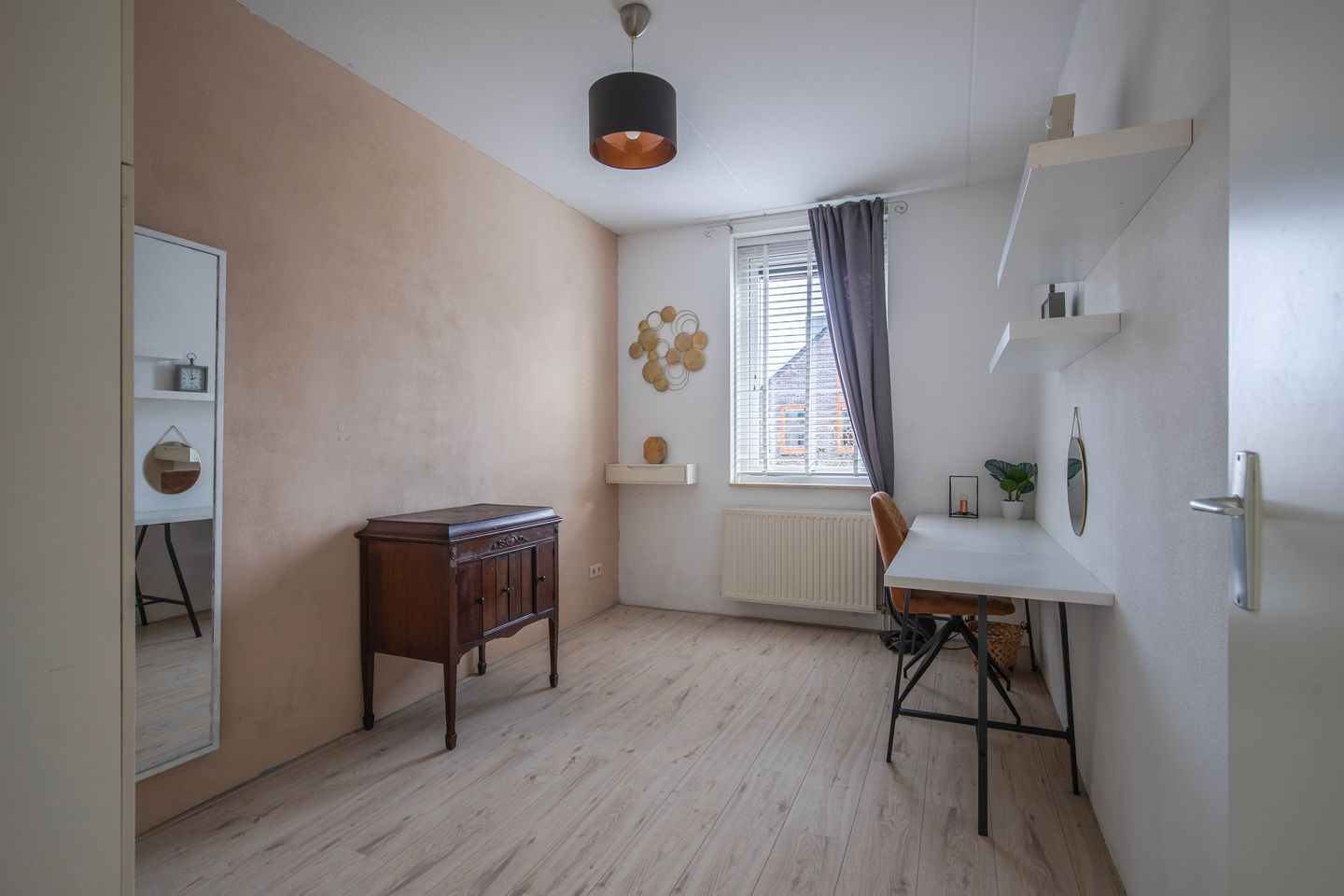 Photo 29 of De Spade 10