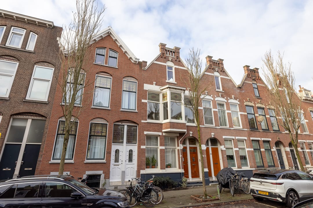 Foto 38 van Joost van Geelstraat 43-A