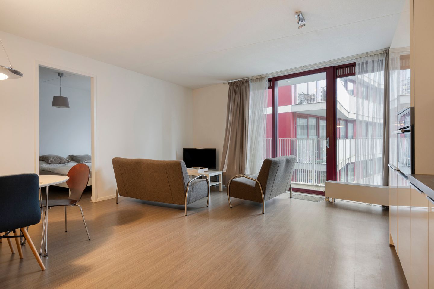 Foto 4 van Carolina MacGillavrylaan 552