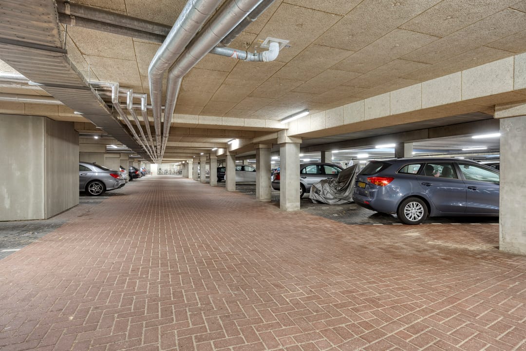 Foto 28 van Carolina MacGillavrylaan 552