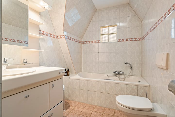 Foto 33 van Stationsstraat 22-B