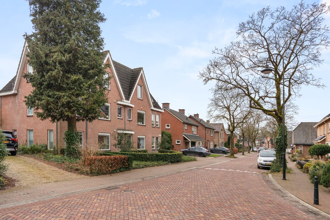 Foto 43 van Stationsstraat 22-B