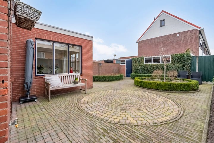 Foto 32 van Pater Beckerstraat 35