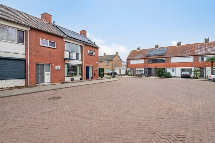 Foto 36 van Pater Beckerstraat 35