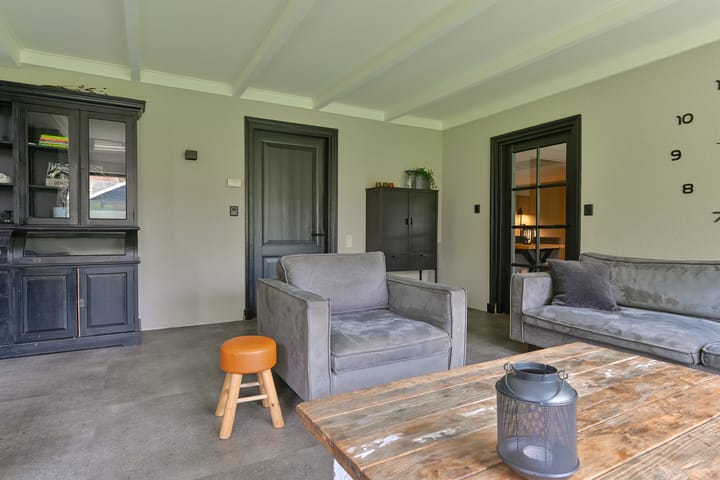 Foto 35 van Poortweg 6