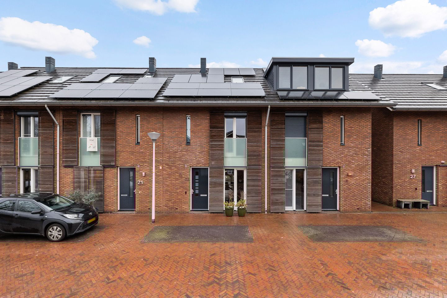 Foto 1 van Melenhorststraat 23