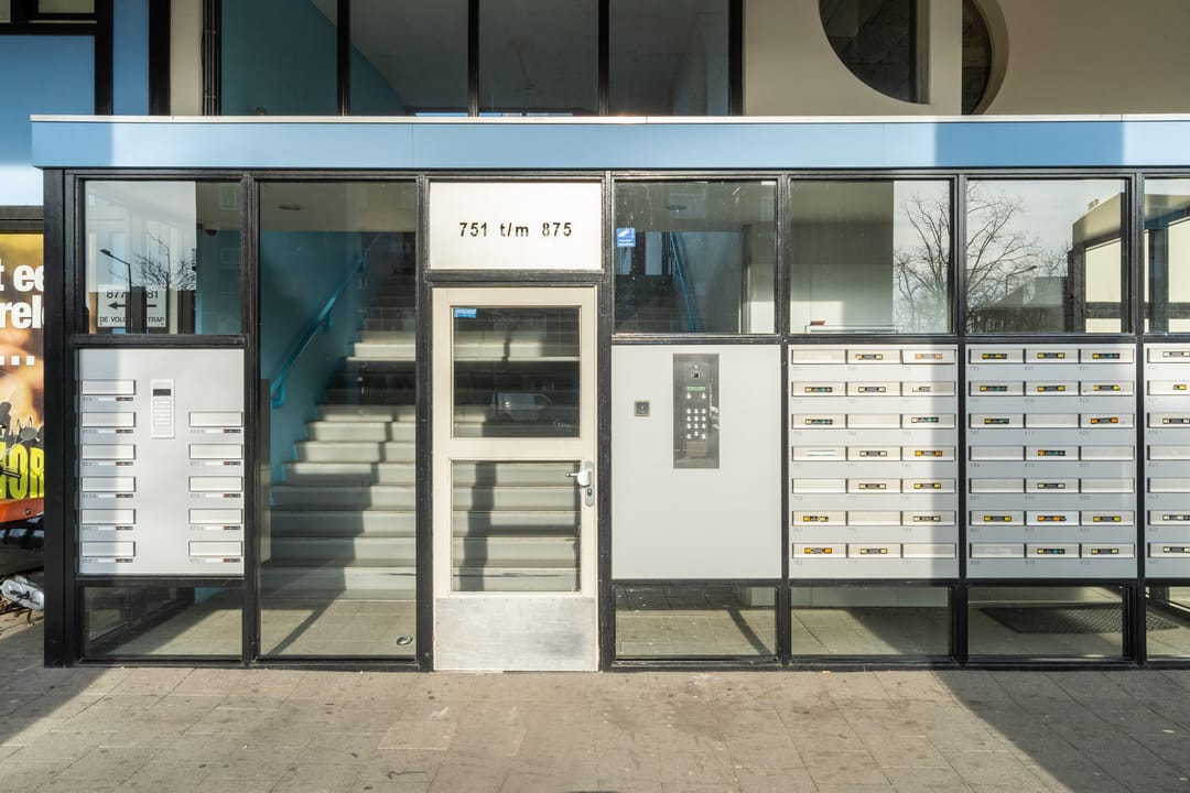 Photo 7 of Weena 761