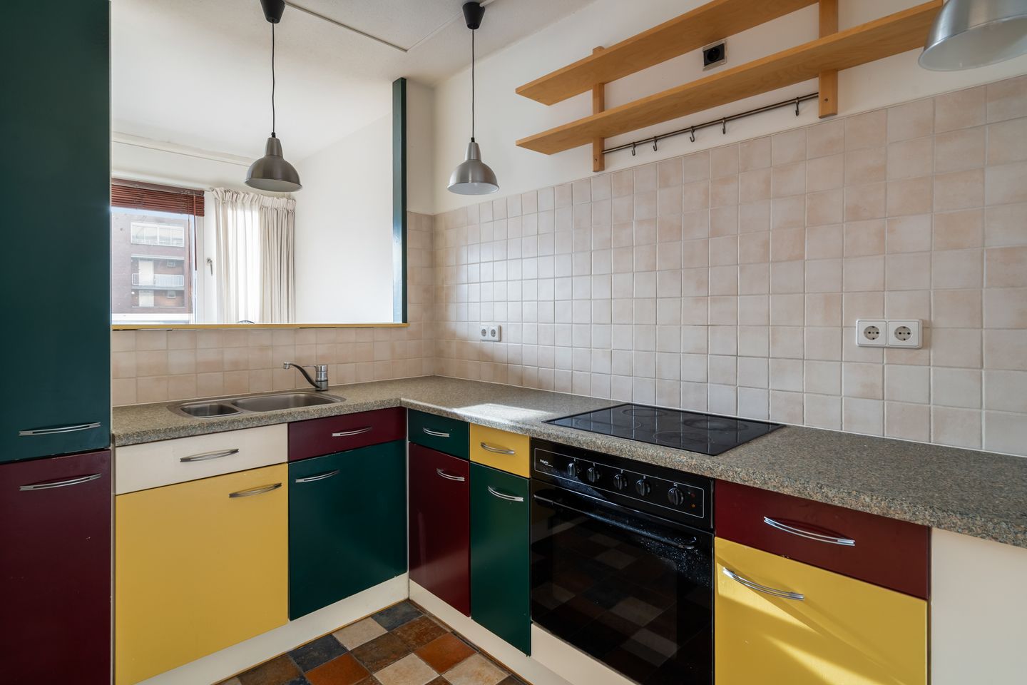 Photo 20 of Weena 761