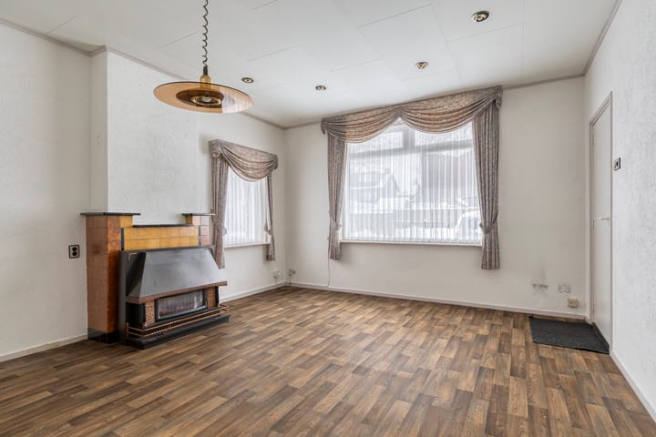 Photo 4 of Dahliastraat 8