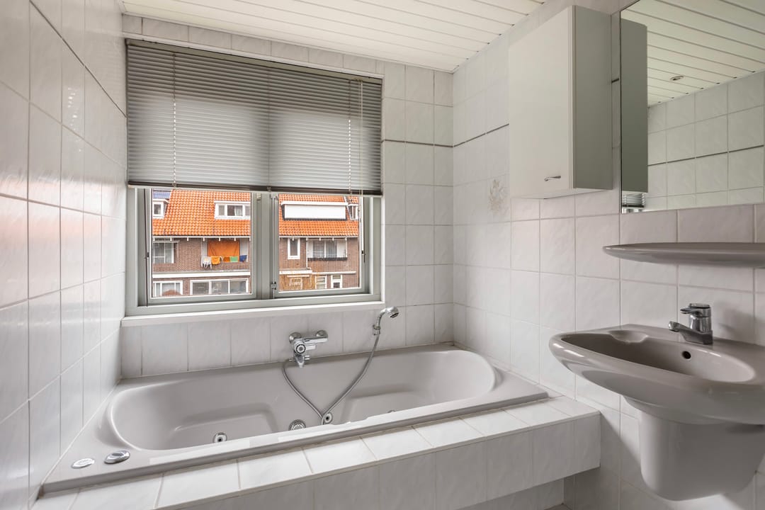 Photo 26 of Zestienhovensekade 403