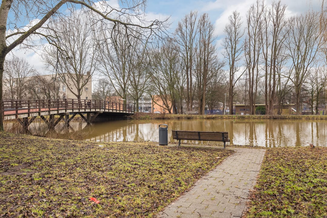 Photo 38 of Zestienhovensekade 403