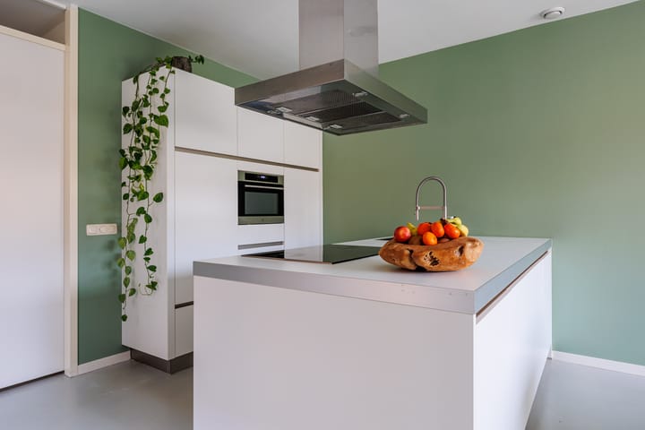 Photo 11 of John Lennonstraat 41