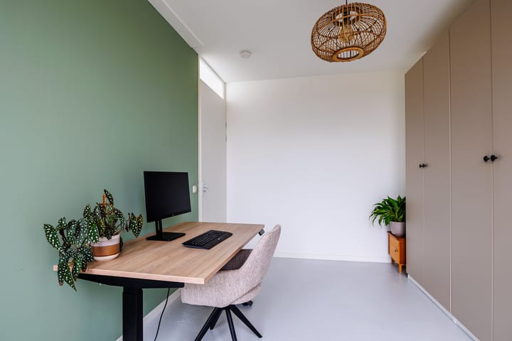 Photo 44 of John Lennonstraat 41