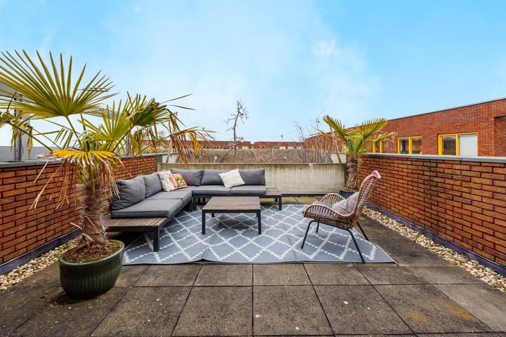 Photo 47 of John Lennonstraat 41