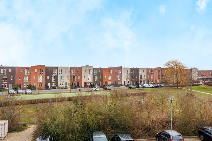 Photo 50 of John Lennonstraat 41