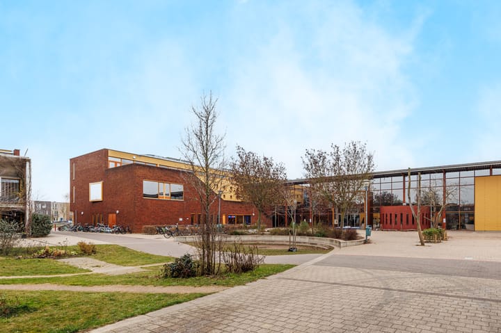 Photo 57 of John Lennonstraat 41