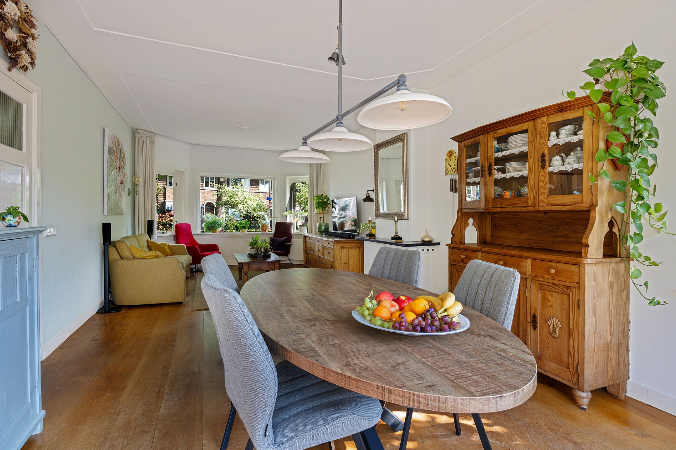 Foto 12 van Graaf Florisweg 68