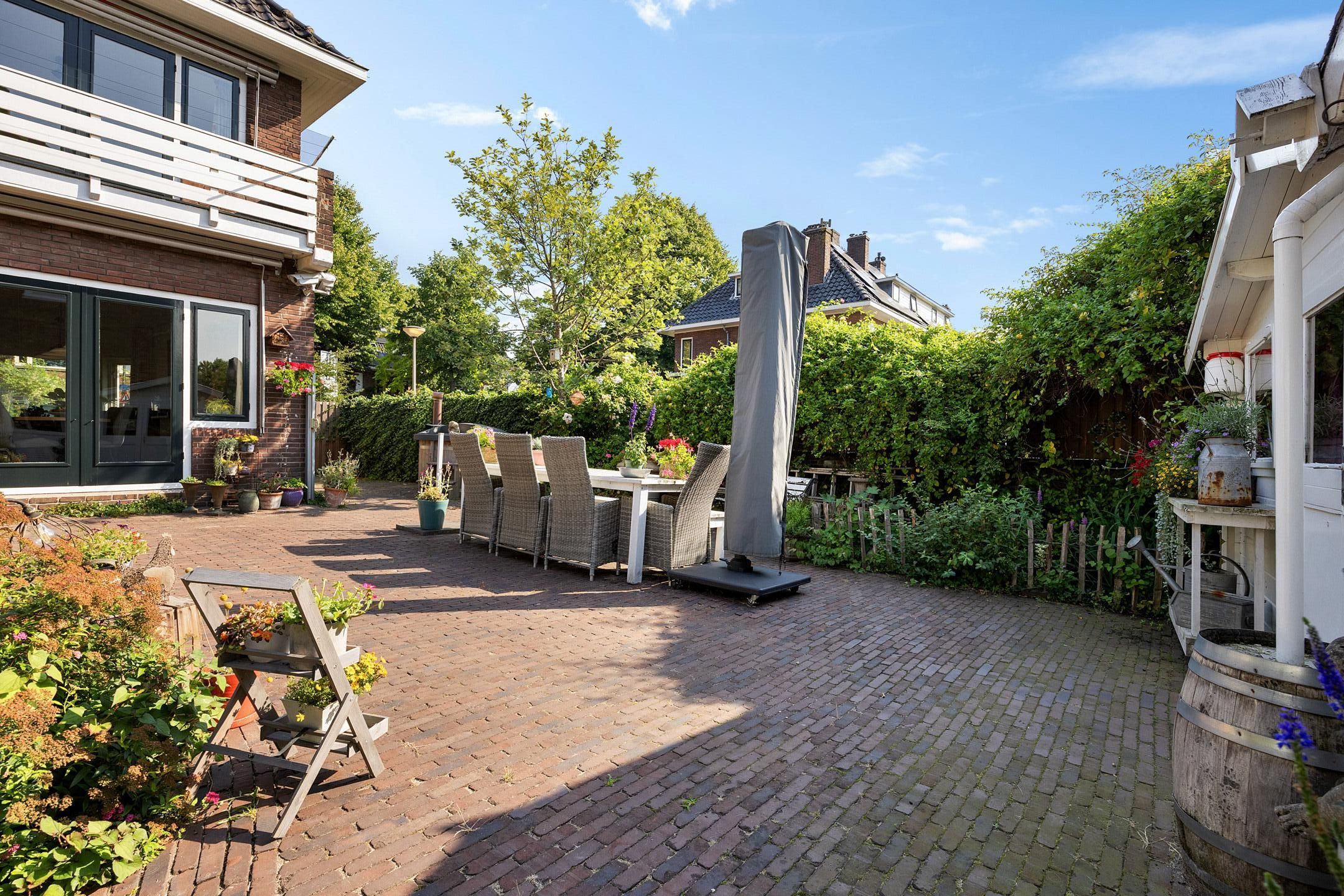 Foto 33 van Graaf Florisweg 68