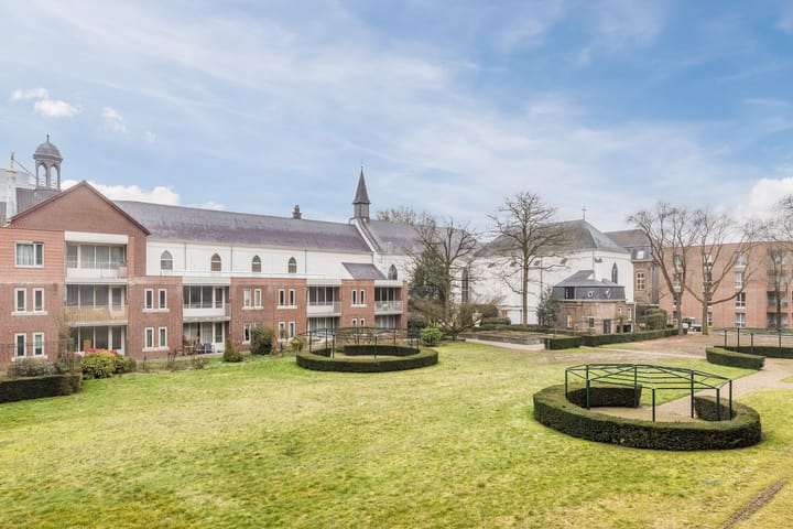 Photo 12 of Kloosterstraat 12-12