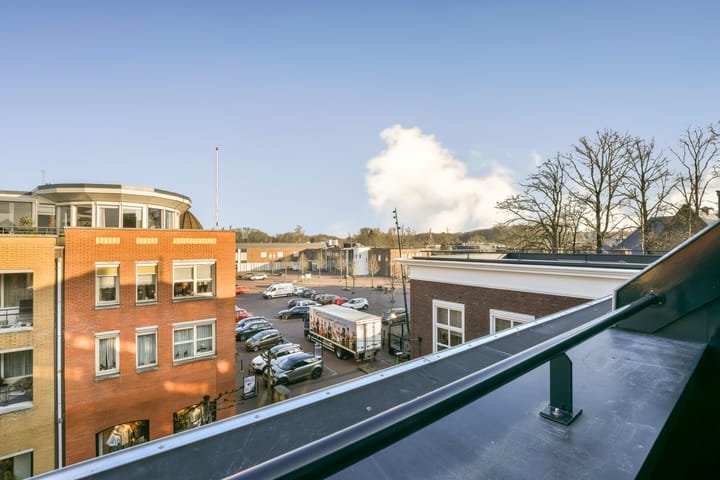 Foto 10 van Kerkplein 4-H