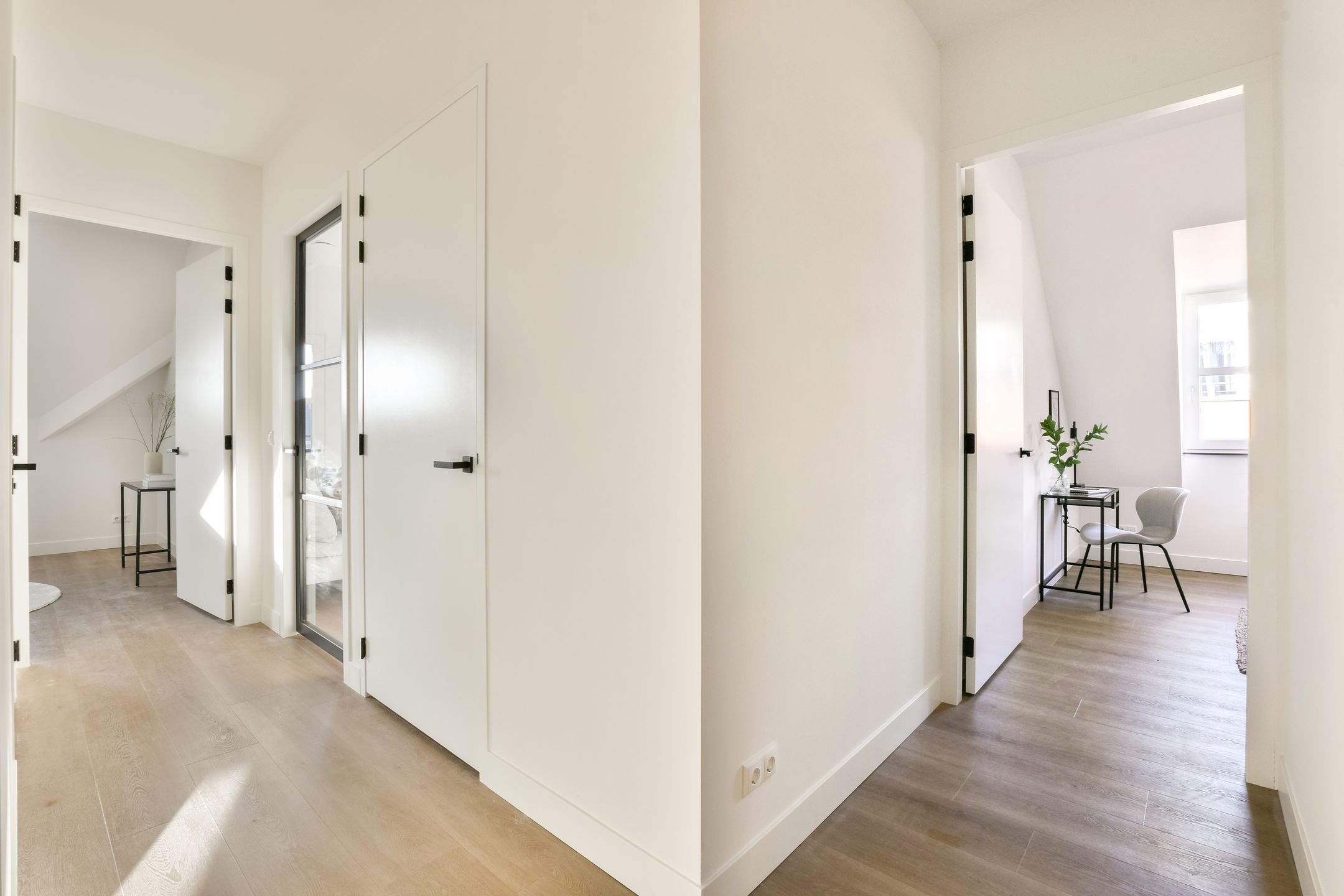 Foto 9 van Kerkplein 4-G